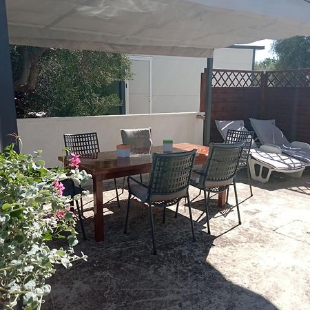 Apartman Carpe Diem Sutomiscica Kültér fotó